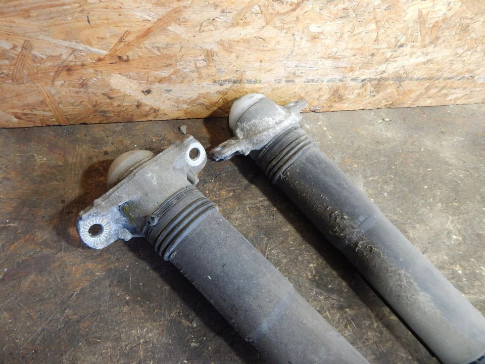 Stoßdämpfer hinten links und rechts 5WA512013AJ VW GOLF VIII (CD1) Bj.2019 - Bild 2 von 4