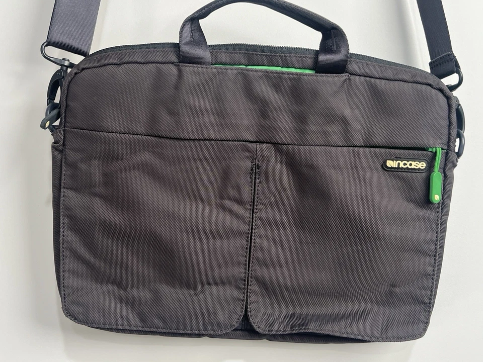 Incase Laptop Bag - Image 4 of 4