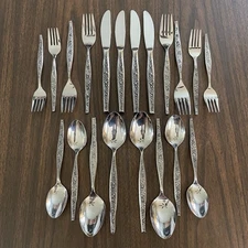 Vintage West Bend Stainless Flatware Japan Textured Handle Set of 4 (20 Pieces)