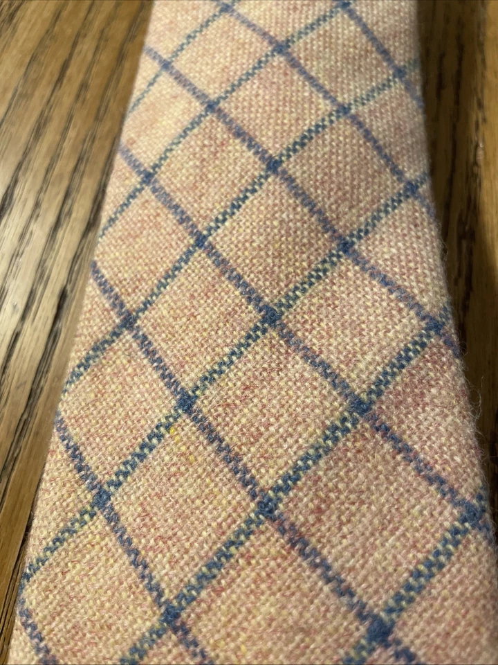 Corbata vintage usada en excelente estado Paul Stuart rosa argyle caja 100 % lana hecha en Escocia Foto 3 de 4