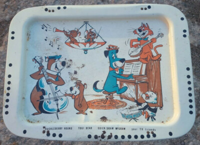 RARE Huckleberry hound, Yogi Bear, Quick Draw McGraw & TV Friends Tv Tray