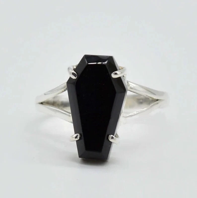 Onyx clearance coffin ring