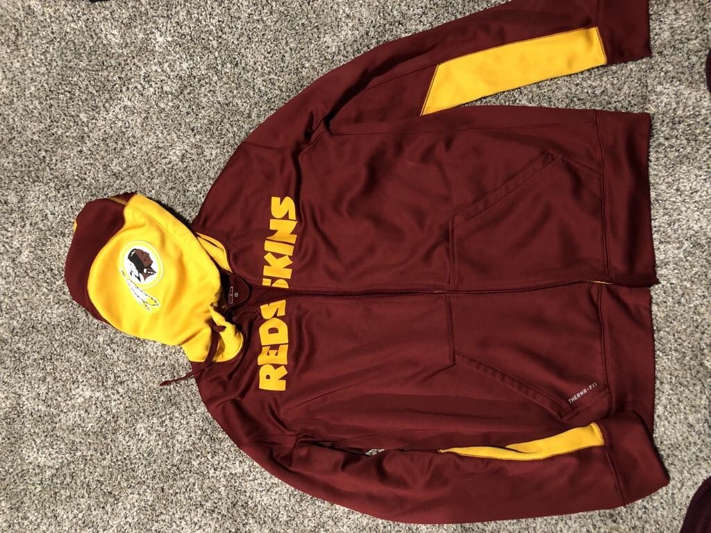 Redskins Team Zip-Up Hoodie with Matching Beanie Set  