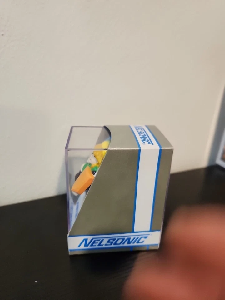 Vintage 1989 Nelsonic Nintendo Legend of Zelda Link Game Watch New Sealed - Image 2 of 3