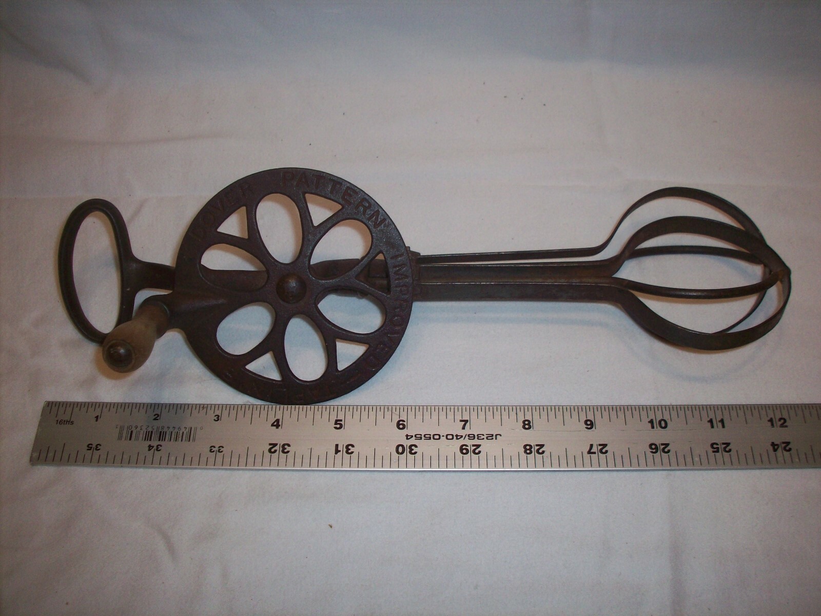 LARGE CAST IRON EGG BEATER TAPLIN'S DOVER PATTERN eBay
