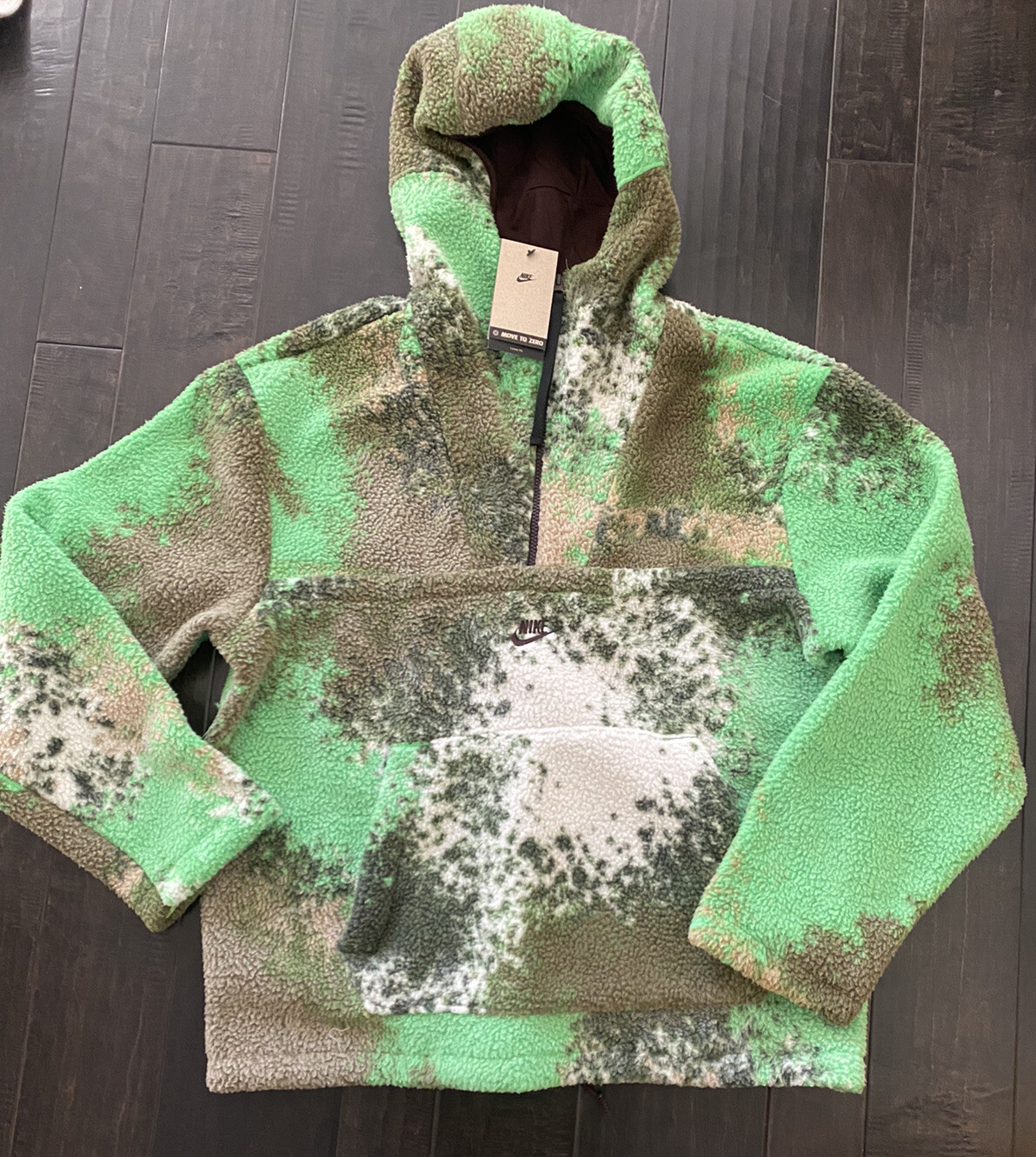 Nike Sportswear Essentials+ Hoodie Men's Size: Large Green DD5009-362 NWT |  eBay