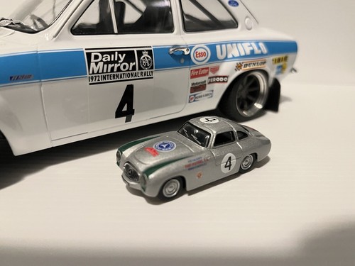 VETRINA COMPATIBILE 1/18 (1:72 MERCEDES BENZ 300SL) NUOVA MOLTO RARA - Foto 2 di 13