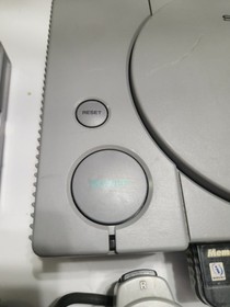 Sony PlayStation 1 PS1 Console Bundle Lot 2 Controllers, 1 Games, Memory Card