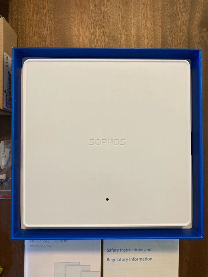 Sophos APX 740 Access Point Wi-Fi incl. PoE, cavo UTP e confezione originale - Immagine 4 di 4