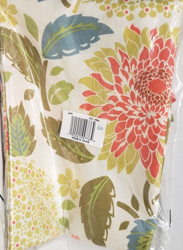 Printed Fabric Tablecloth 60" Round, HARVEST,AUTUMN BLOOM FLOWERS & LEAVES, CE - Picture 9 of 10