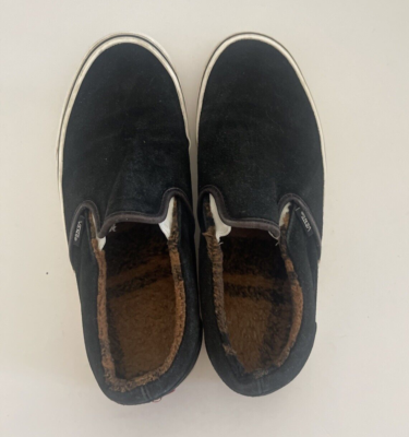 Vans Suede Faux Fur Lined Classic Slip-0n Shoes M 7/ W 8.5 