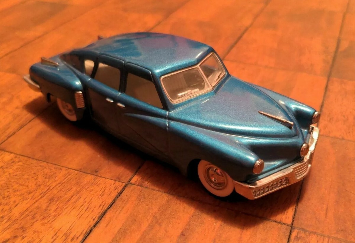 Miniature Matchbox Tucker Torpedo 1948 - Vert - Échelle 1/43 - Occasion