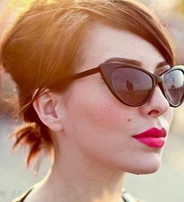Large Cat Eye Thin Frame Hot Pin Up Nikita Rockabilly Fashion Sunglasses Glasses