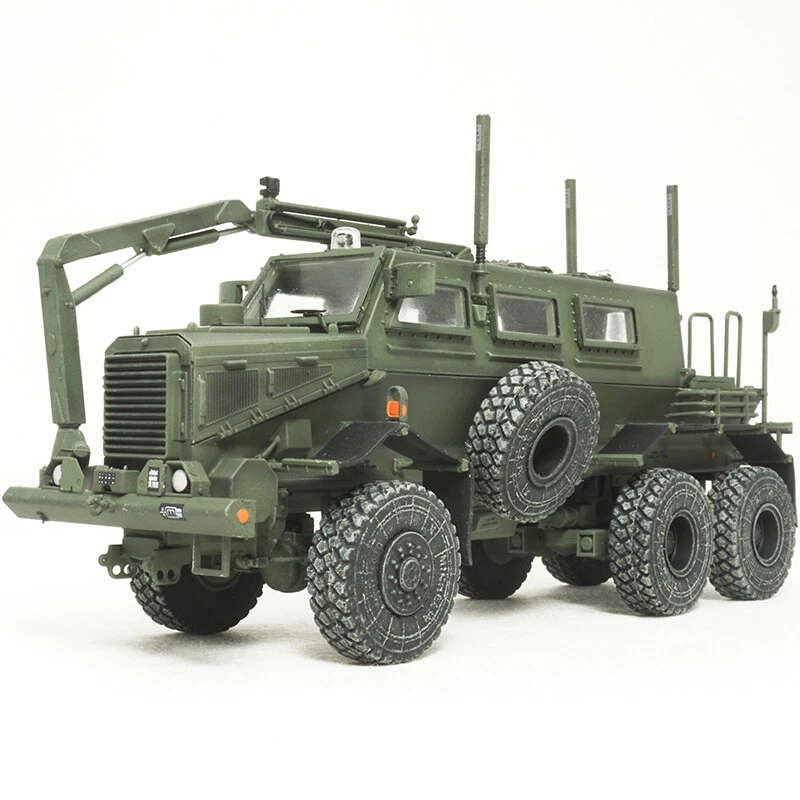 1/72 T-Model Buffalo Lightning Protection Vehicle Model Big Buffalo US Army 2004 - Image 2 of 4