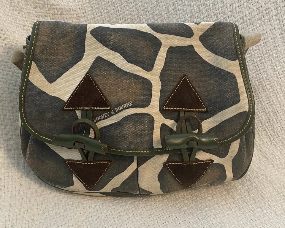 Bolso Bandolera de Lona con Estampado de Jirafa DOONEY & BOURKE - BONITO