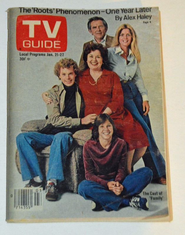 Cast of "FAMILY" + BING CROSBY, ROBERT WALDEN - 1978 NEW YORK METRO TV Guide EXC