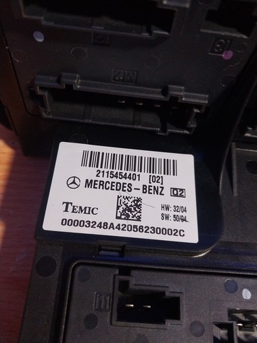 Mercedes-Benz CLS500 2003-2006 caja relé delantera Sam Guse 2115454401 - Imagen 6 de 13