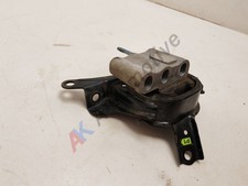 Toyota C-HR 16-23 MK1 1.8 Hybrid Engine Gearbox Mount Left Passenger