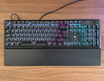 CORSAIR K70 RGB PRO Mechanische Gaming-Tastatur - Englisch (QWERTY)