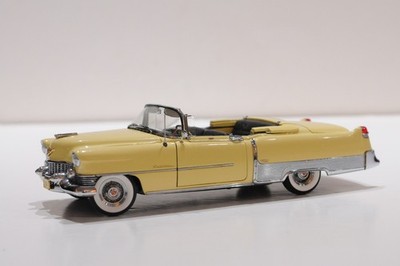 DANBURY MINT 1954 CADILLAC ELDORADO CONVERTIBLE YELLOW SCALE 1:24 NO BOX NO COA