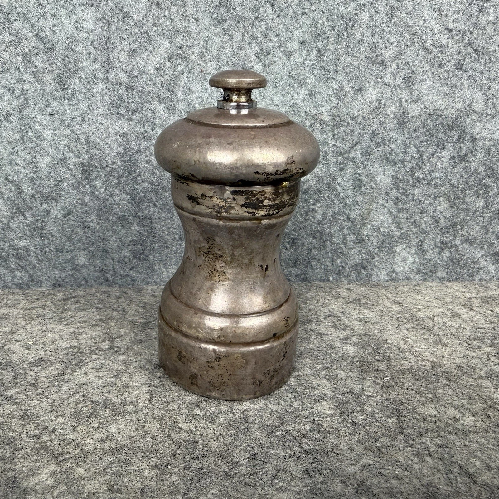 Vintage Fisher Sterling Silver Pepper Mill Grinder