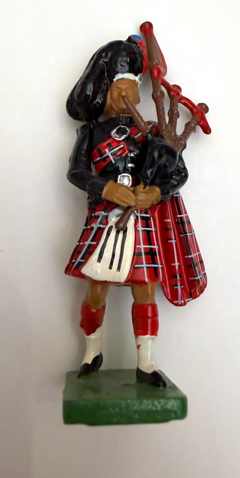 W Britains Toy Soldiers 1990 (Set of 7) - Scots Guard, Beefeater, Life Guards