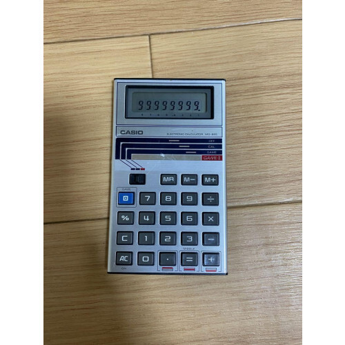 CASIO MG-885 Gaming Calculator VINTAGE 1981 electronic game CASIO MG-885 Gaming Calculator VINTAGE 1981 electronic game