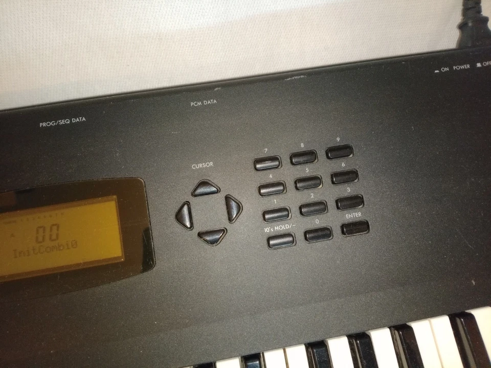 Korg X3 Keyboard Music Workstation Digital Synthesiser - Tested Working - Image 4 of 4