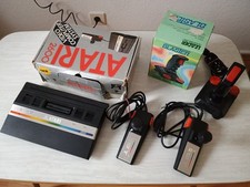 Atari 2600 in OVP, gleiche Seriennummer, 3 Jo...