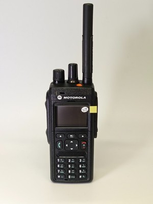 Motorola MTP3150 350-470MHz PTB952HE Tetra Radio Walkie talkies Two way Radio