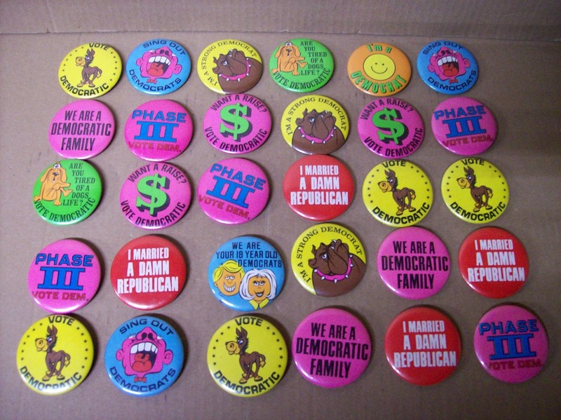 30 Vintage Collectible Political Pins Buttons Democrat (Humorous)