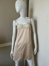 GAP BODY LOVE AMOUR NEW! Pale Pink Satin Lace Trimmed Camisole Nightgown XS