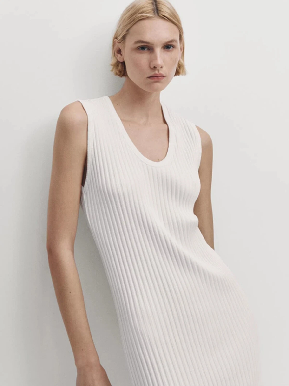 OFF WHITE Abito smanicato donna Massimo Dutti scollo a V aderente canotta maglia