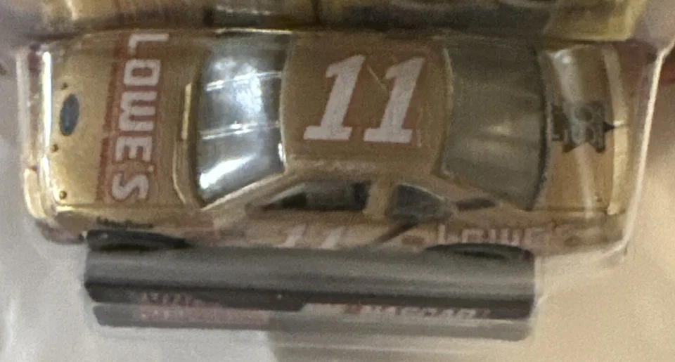 Racing Champions #11 Brett Bodine 1996 NASCAR Lowe’s Ford Thunderbird 1:64 Foto 4 de 4