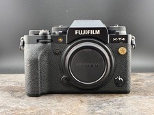 Fujifilm X-T4 26mp Mirrorless Digital IBIS Camera Black excellent 4752