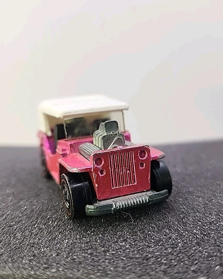 Hot Wheels Redline GRASS HOPPER Hot Pink US Black Interior  - Image 3 of 4