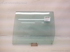 BMW 3er E30 Touring original T�rscheibe hinten links gr�ncolor BJ1992