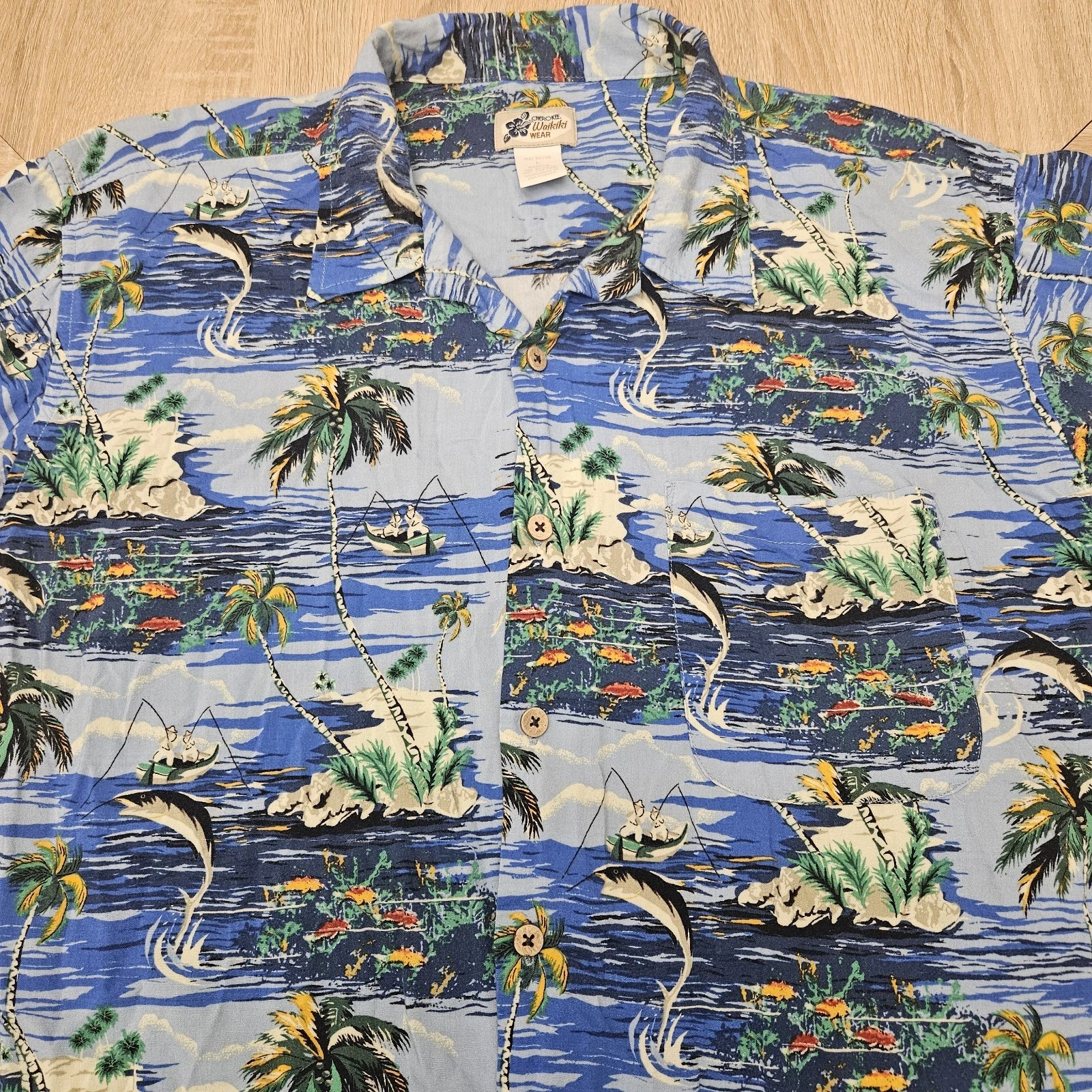 Cherokee Waikiki Wear Hawaiian Shirt Mens L Blue Island Fish Dolphin Rayon Aloha