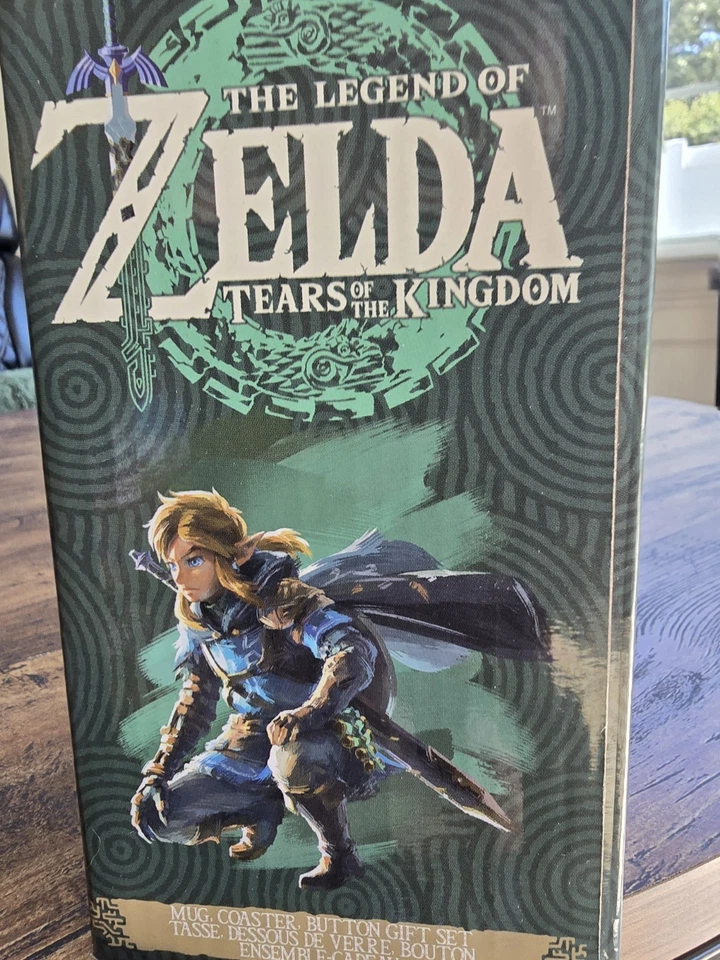 Juego de regalo taza, montaña rusa y botones Legend Of Zelda Tears Of The Kingdom Foto 2 de 2
