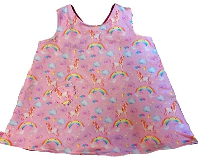 Wendekleid Schürzenkleid Einhorn bestickt Trägerkleid Kinderkleid personalisiert - Bild 1 von 4