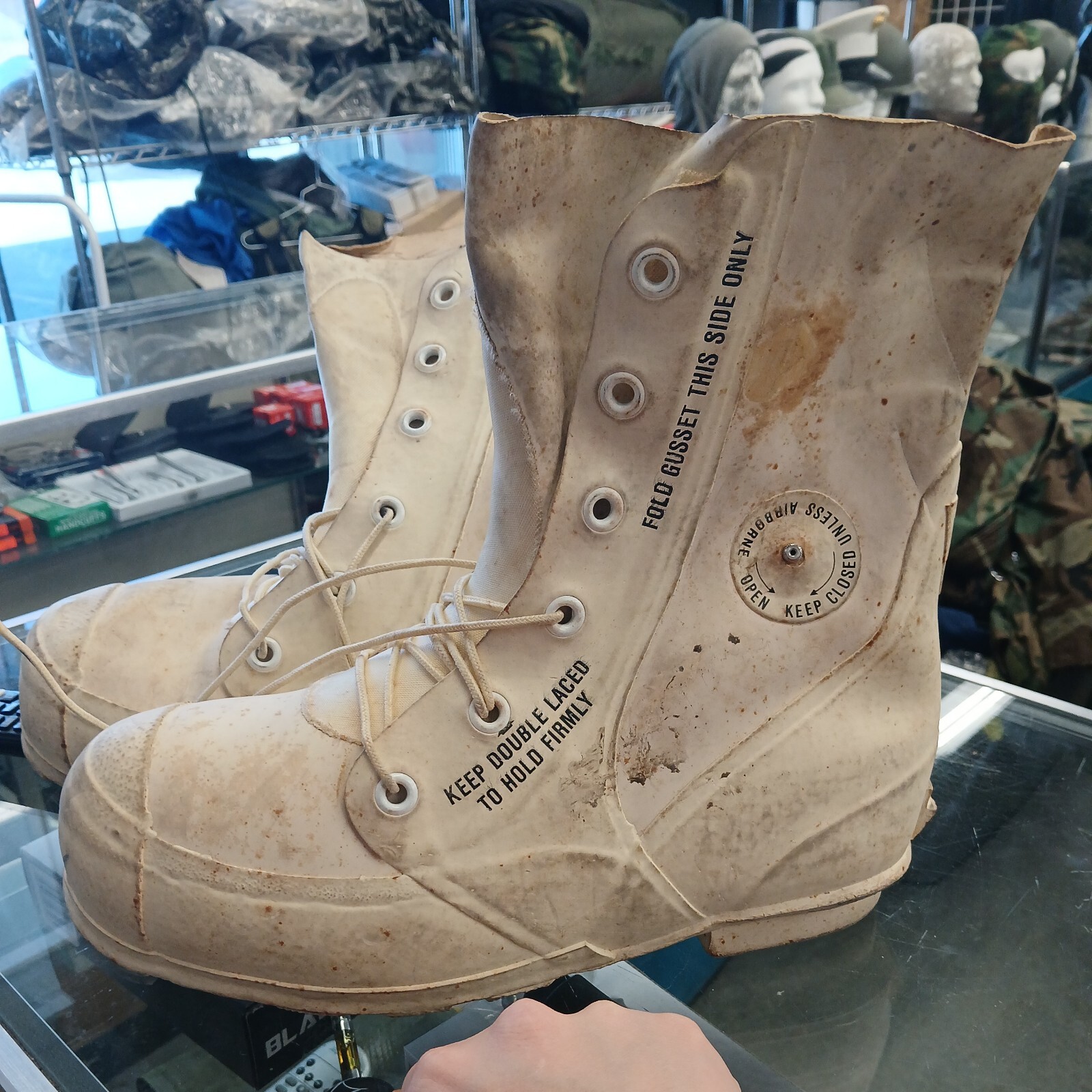 Mickey Mouse Bunny Boots with Valve Snowmobile Size 9 Regular New Old Stock