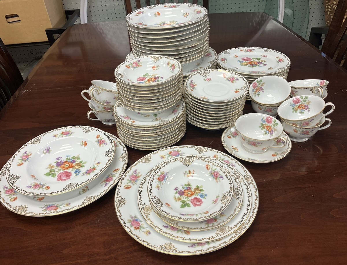 76-piece Noritake Dinner Service, Morimora Stamp, Dresita Pattern