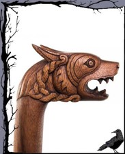 Wanderstab Mittelalter Stab aus Holz Keltischer Wolf