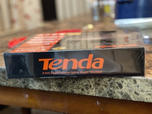 Tenda TEG1008M 8-Port Gigabit Ethernet Switch Home & Enterprises Network Switch - Picture 2 of 3