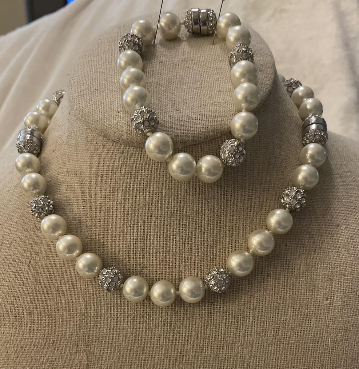 Set Vintage Pierre Balmain Rhodium plated White pearls Swarovski