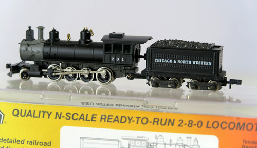 Locomotora Roundhouse 8012 R-T-R 2-8-0 escala N probada en Chicago y North Western | Zustand: Used