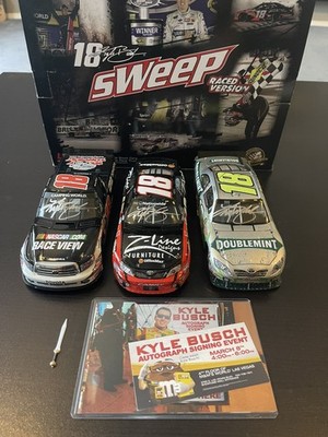 KYLE BUSCH AUTOGRAPHED 2010 TOYOTA CAMRY BRISTOL WINS SWEEP-SET 