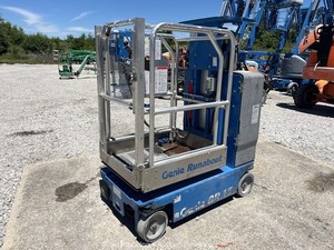 2019 Genie GR-15 15' Electric Vertical Mast Lift Personnel Man Aerial bidadoo