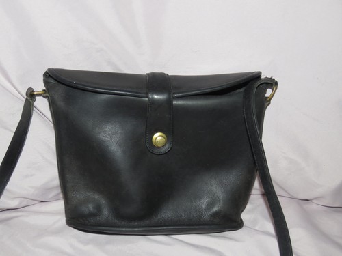 Vintage Coach Black Leather Bucket Purse - Gem