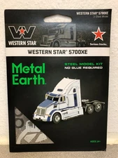 Fascinations MMS177 Metal Earth Phantom 3D Model Kit White/Blue